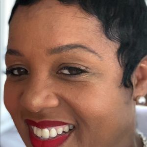 Meet your Posher, Tammi t